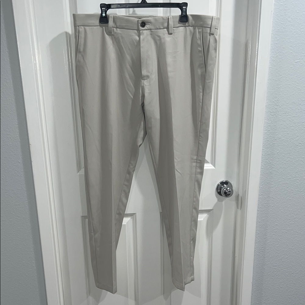 Haggar H26 Men's Classic Beige Pants 38x30